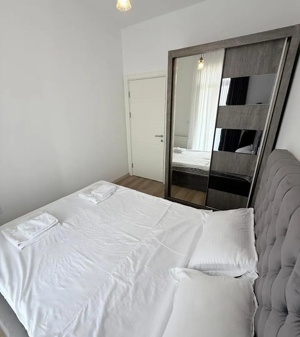 Green Diamond 3 Bedroom Tbilisi Appartement